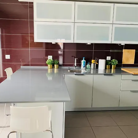 Apartment Modern Flat Near Lisbon With Garage *