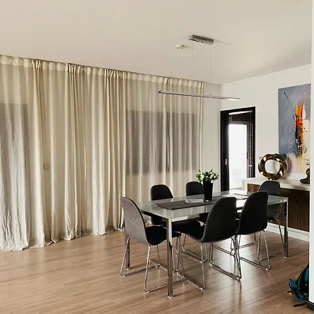 Modern Flat Near Lisbon With Garage * Seixal (Setubal)