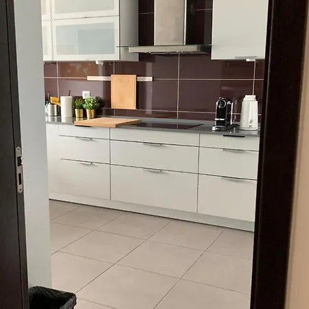 Modern Flat Near Lisbon With Garage Apartment *