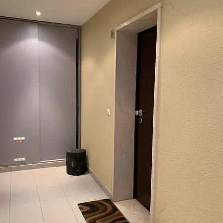 Modern Flat Near Lisbon With Garage * Seixal (Setubal)