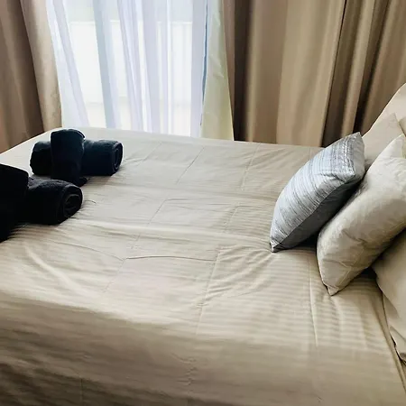 Apartment Modern Flat Near Lisbon With Garage Seixal (Setubal)