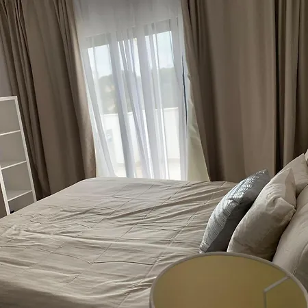 Apartment Modern Flat Near Lisbon With Garage Seixal (Setubal)